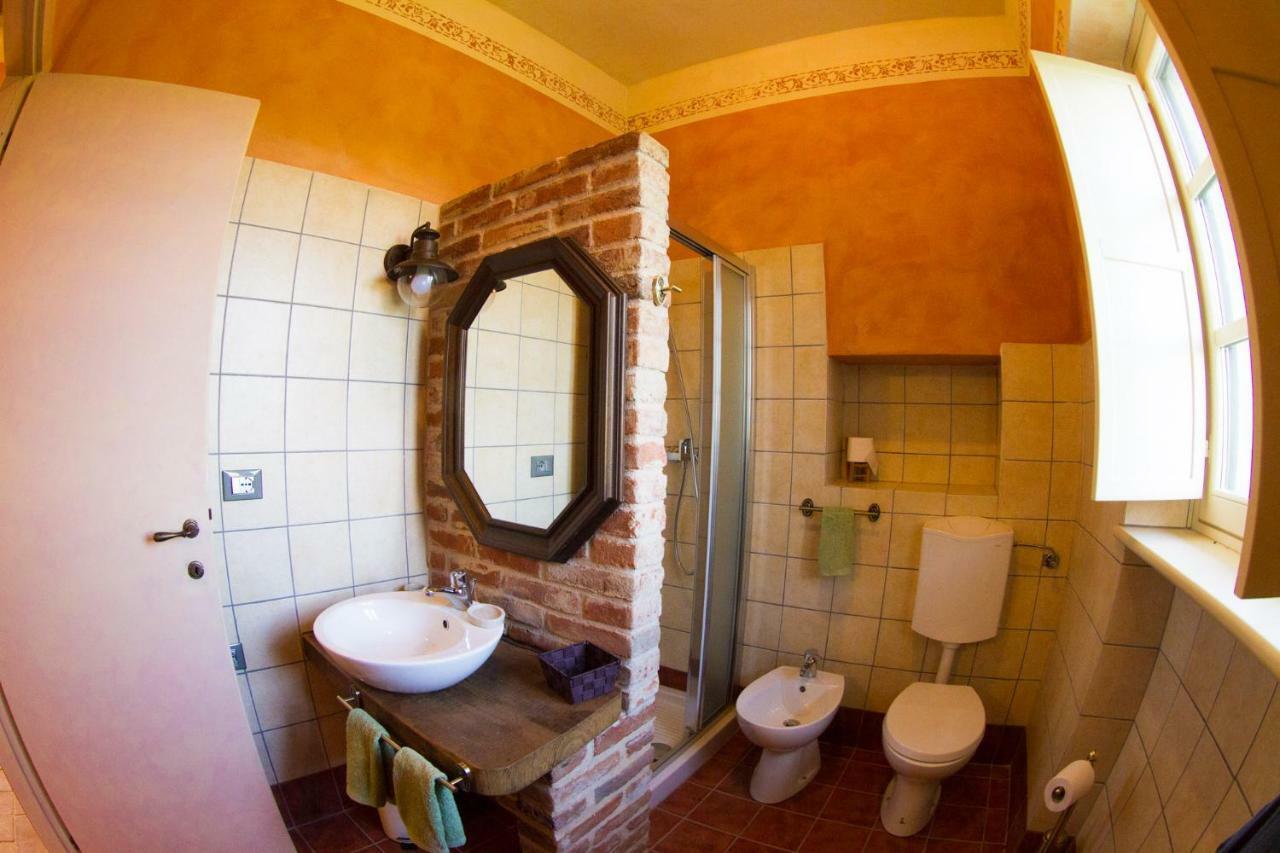 Tenuta Isola Farm stay *