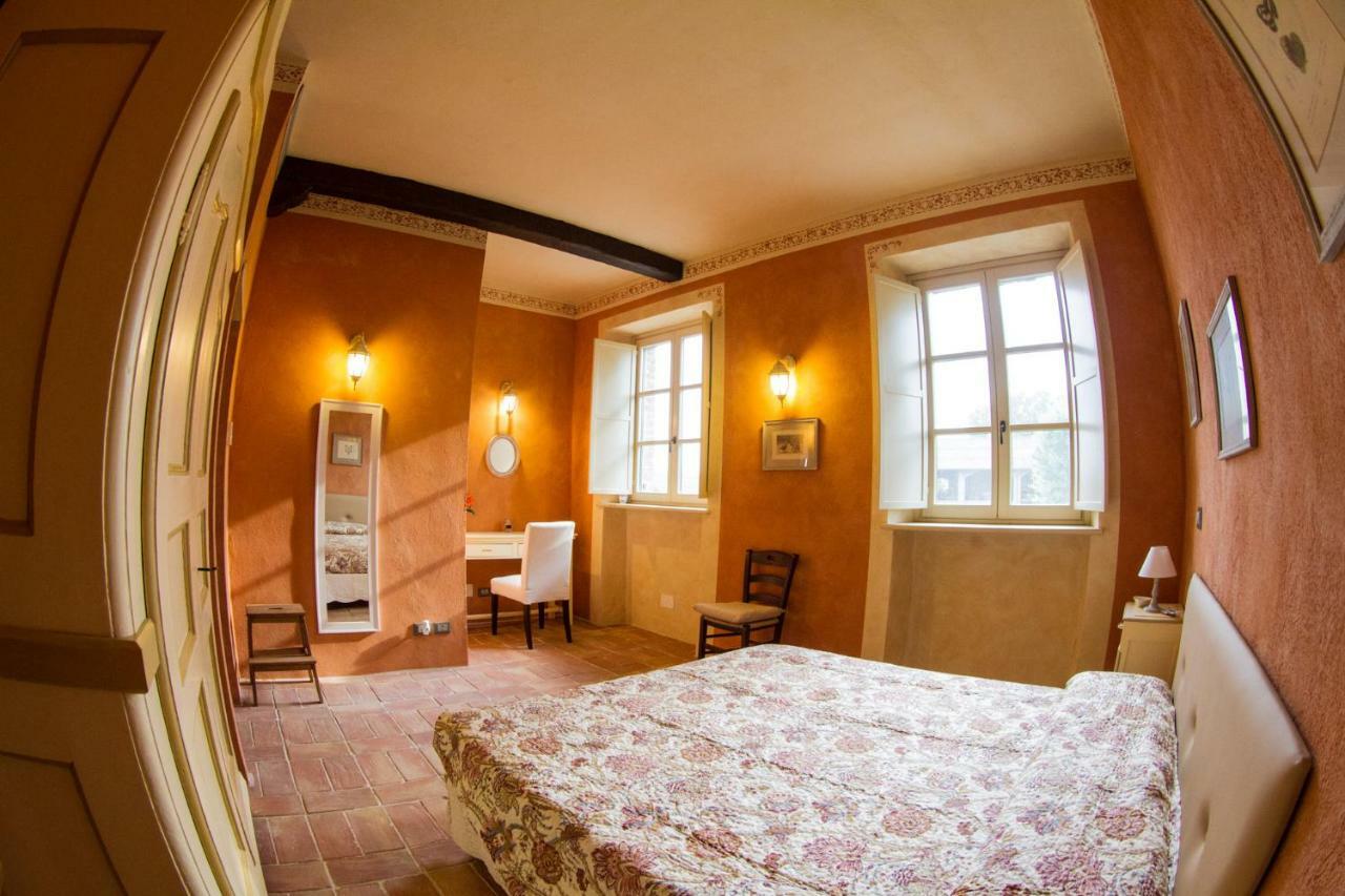 Tenuta Isola Farm stay Langosco