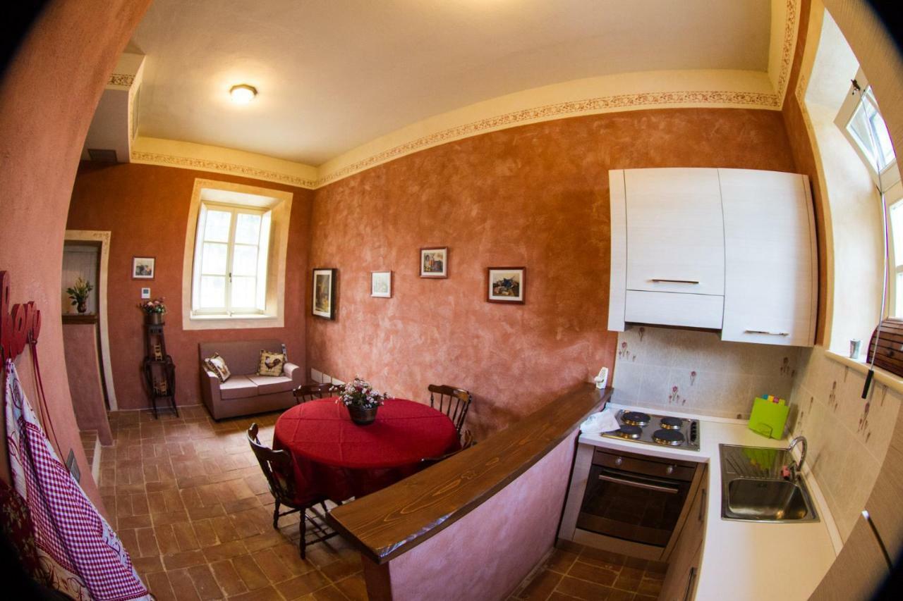 Tenuta Isola Farm stay Langosco
